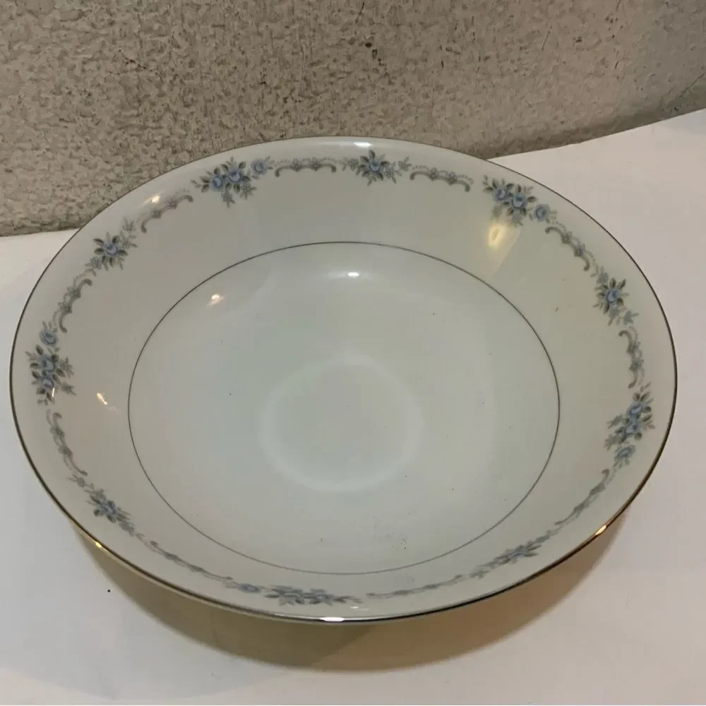 Style House  anniversary vegetable bowl 9.5 ” Fine china G26